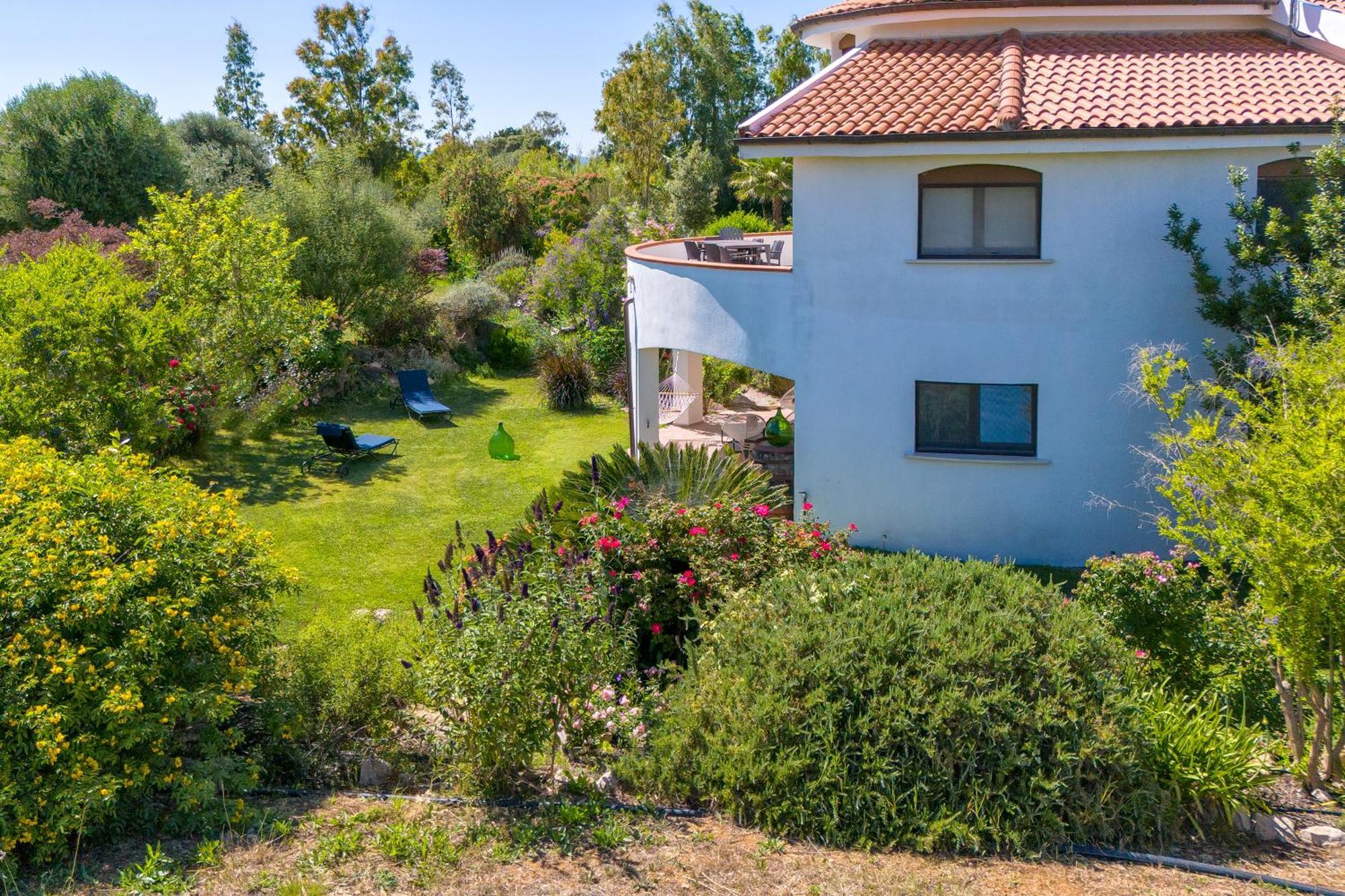 Sardinia Re - Villa Fioretta Flowers Apartments Olmedo Eksteriør bilde